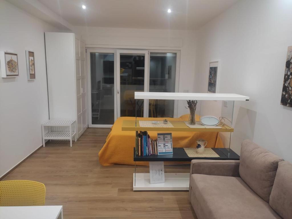 Domus13-With Private Parking Apartment Bari Ngoại thất bức ảnh