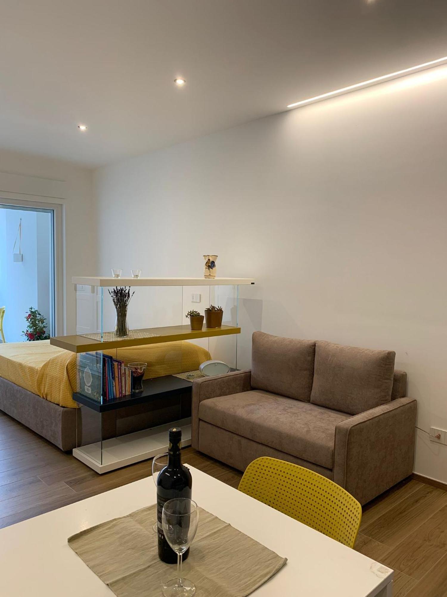 Domus13-With Private Parking Apartment Bari Ngoại thất bức ảnh