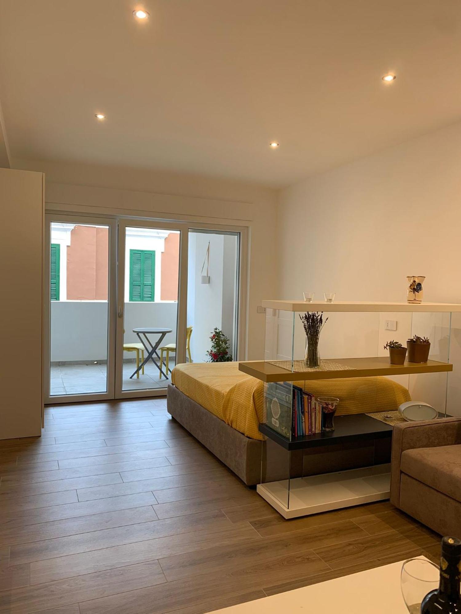 Domus13-With Private Parking Apartment Bari Ngoại thất bức ảnh