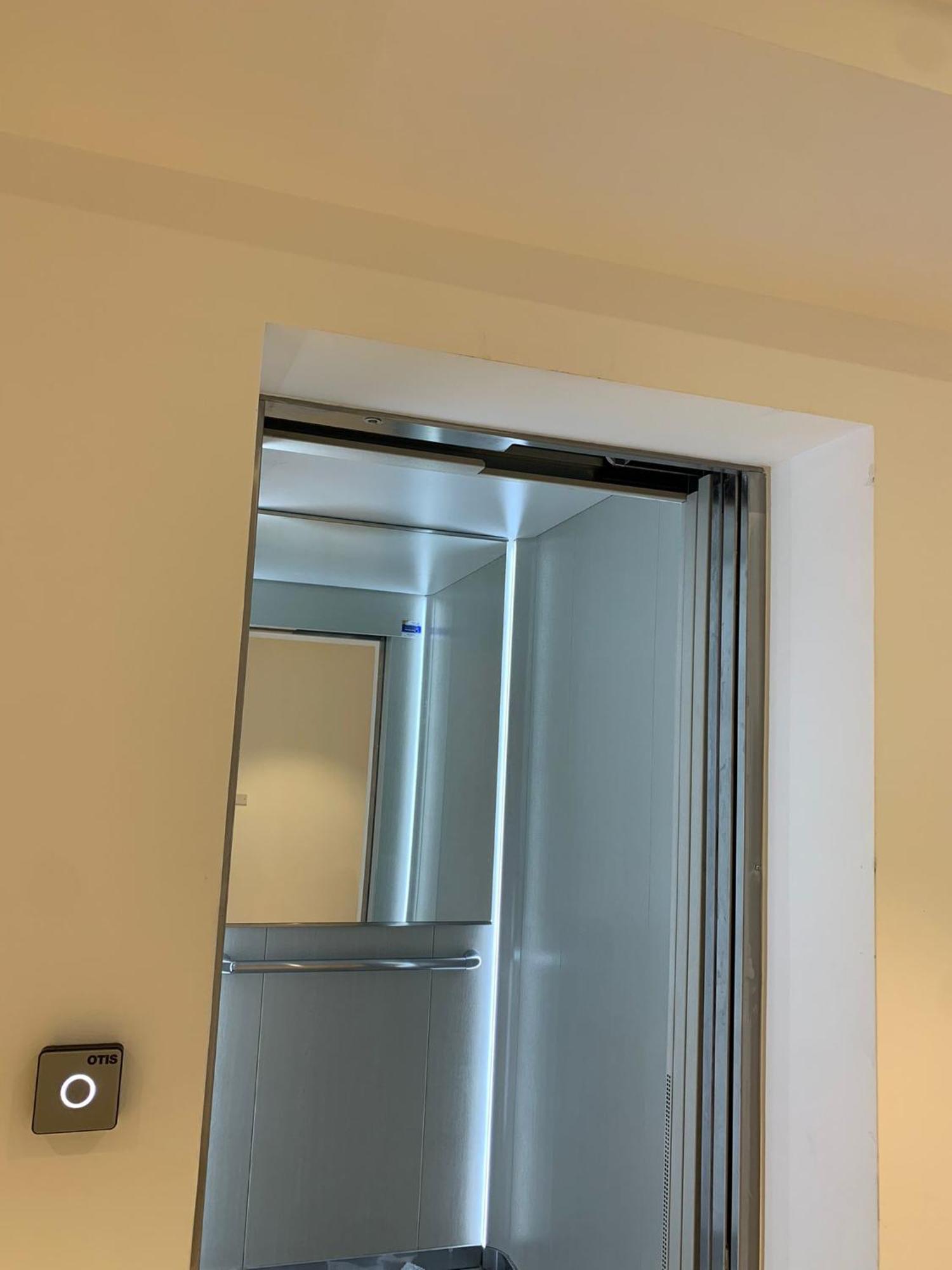 Domus13-With Private Parking Apartment Bari Ngoại thất bức ảnh